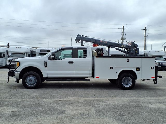 2017 Ford Super Duty F-350 DRW Cab-Chassis 8' Utility Truck w/Crane (5000lb) - 23002341 - 6