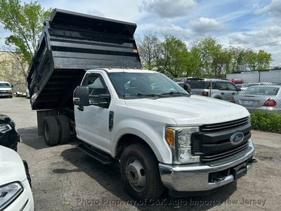 2017 Ford Super Duty F-350 DRW Cab-Chassis - 1FDRF3G69HEB93759