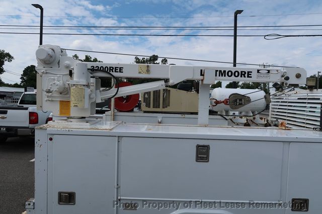 2017 Ford Super Duty F-350 DRW Cab-Chassis F350SD 2WD Crew Cab Utility Crane - 22554562 - 21