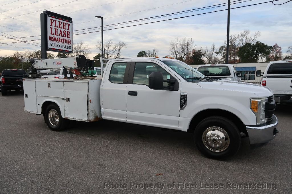 2017 Ford Super Duty F-350 DRW Cab-Chassis F350SD 2WD DRW Supercab Utility Crane - 22237458 - 6