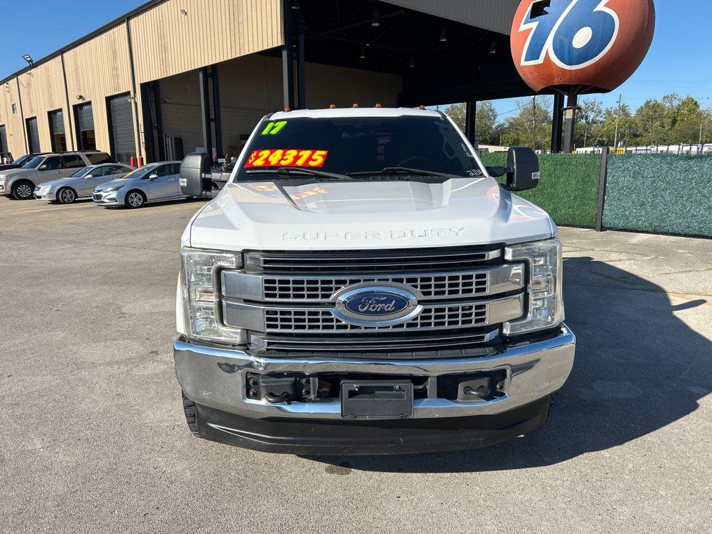 2017 Ford F-350 XL photo 2