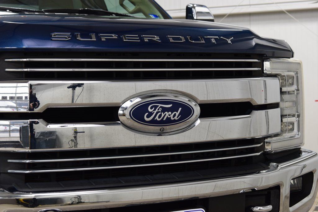 2017 Ford Super Duty F-350 SRW Lariat - 22982969 - 10