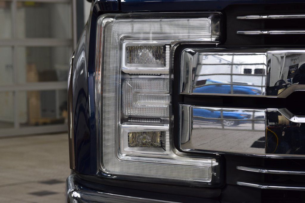 2017 Ford Super Duty F-350 SRW Lariat - 22982969 - 11