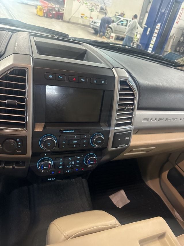 2017 Ford Super Duty F-350 SRW Lariat - 22982969 - 22