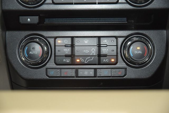 2017 Ford Super Duty F-350 SRW Lariat - 22982969 - 33