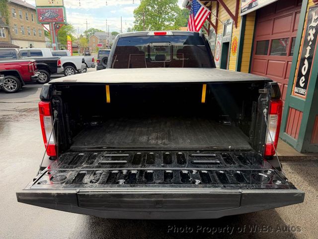 2017 Ford Super Duty F-350 SRW Lariat Crew Cab 4WD - 23026679 - 14