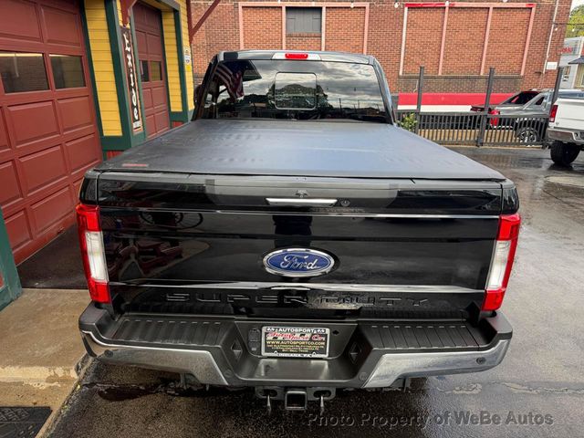 2017 Ford Super Duty F-350 SRW Lariat Crew Cab 4WD - 23026679 - 5