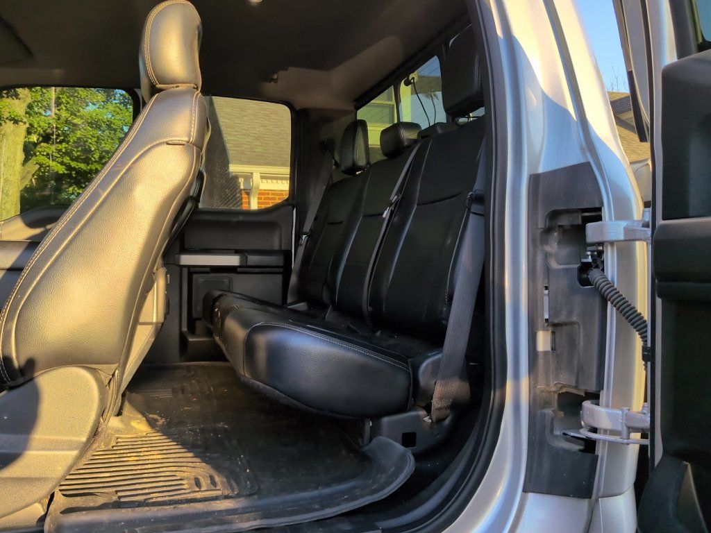 2017 Ford Super Duty F-350 SRW Lariat Deleted - 23091844 - 22