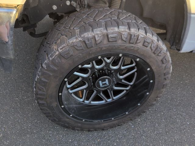 2017 Ford Super Duty F-350 SRW Lariat Leveled Deleted - 23091844 - 8