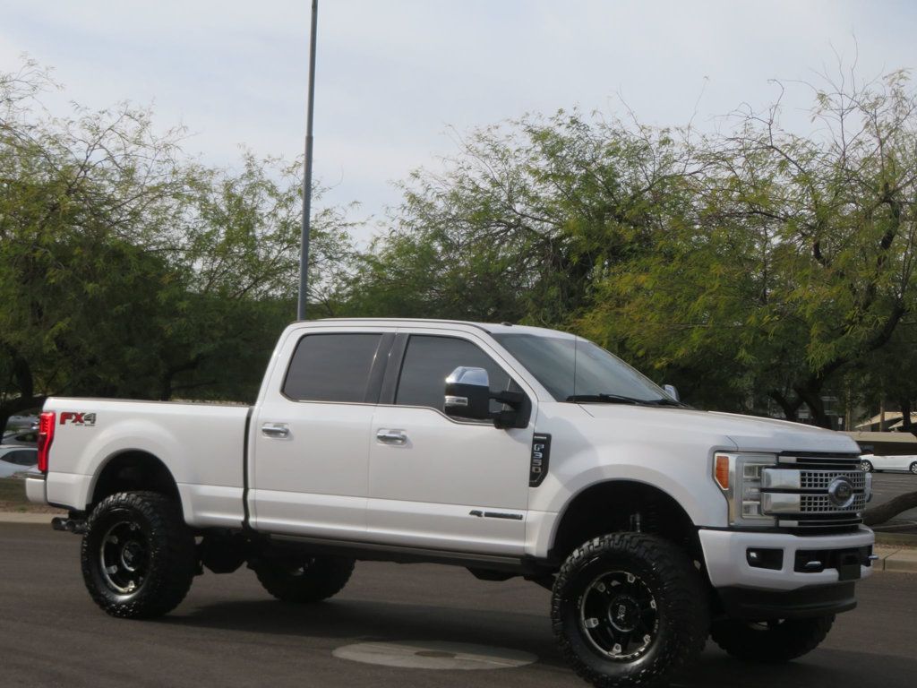 2017 Ford Super Duty F-350 SRW LIFTED EXTRA CLEAN PLATINUM POWERSTROKE EXTAR CLEAN LEATHER 4X4  - 22963971 - 3