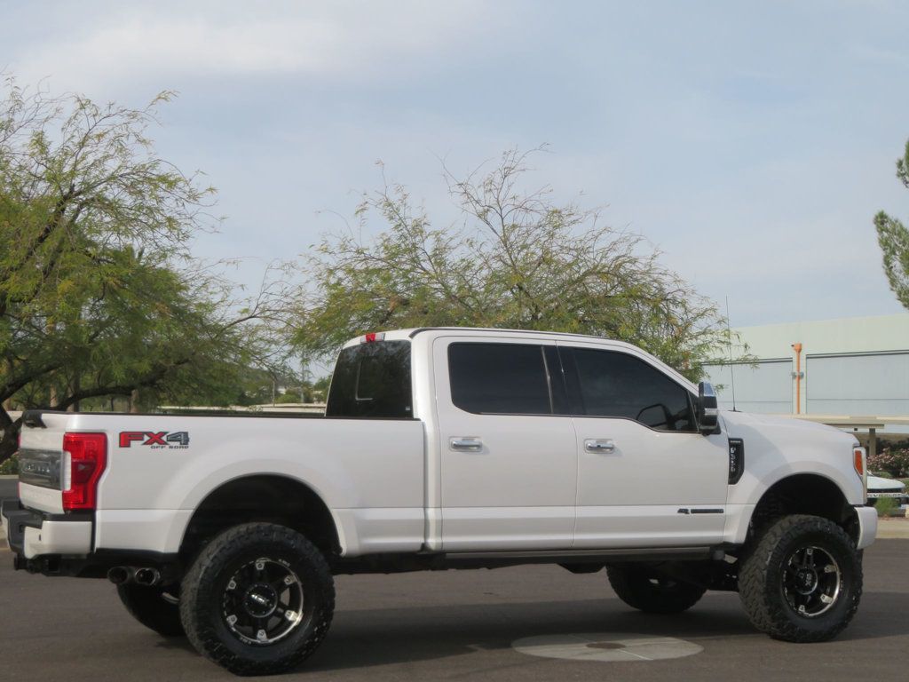 2017 Ford Super Duty F-350 SRW LIFTED EXTRA CLEAN PLATINUM POWERSTROKE EXTAR CLEAN LEATHER 4X4  - 22963971 - 5