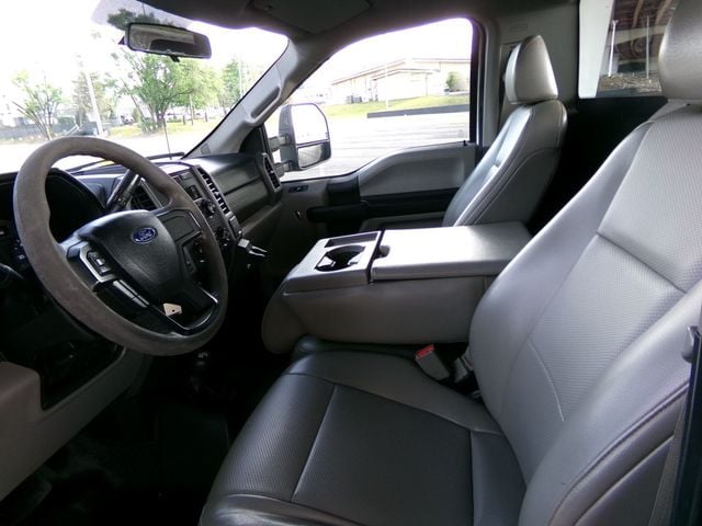 2017 Ford Super Duty F-350 SRW XL 4WD Reg Cab 8' Box - 23013654 - 9
