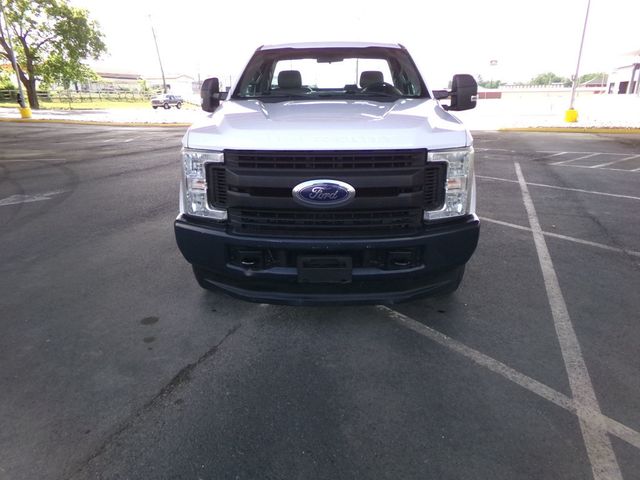2017 Ford Super Duty F-350 SRW XL 4WD Reg Cab 8' Box - 23013654 - 2