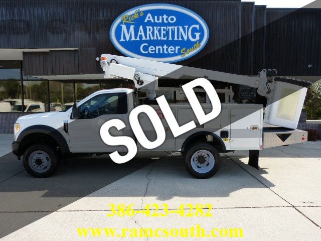 2017 Ford Super Duty F-450 DRW Cab-Chassis 6.8L V10 GAS*XL*2WD*DRW*REGULAR CAB*30FT. "ALTEC" AT200A BUCKET - 22990157 | Video 1