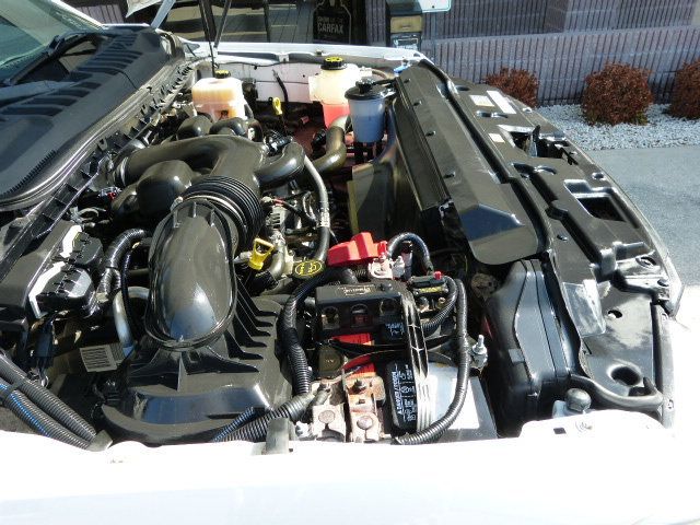 2017 Ford Super Duty F-450 DRW Cab-Chassis 6.8L V10 GAS*XL*2WD*DRW*REGULAR CAB*30FT. "ALTEC" AT200A BUCKET - 22990157 - 10