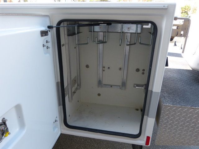 2017 Ford Super Duty F-450 DRW Cab-Chassis 6.8L V10 GAS*XL*2WD*DRW*REGULAR CAB*30FT. "ALTEC" AT200A BUCKET - 22990157 - 16