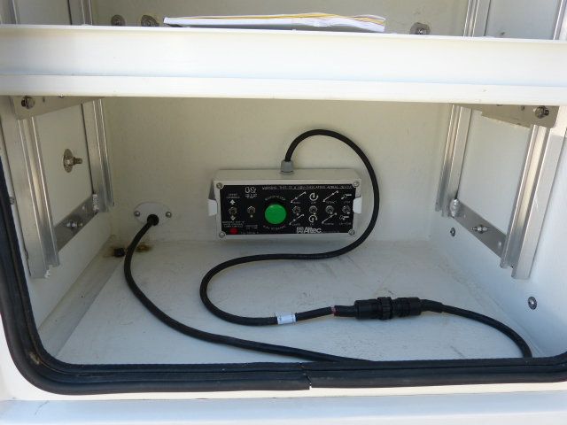 2017 Ford Super Duty F-450 DRW Cab-Chassis 6.8L V10 GAS*XL*2WD*DRW*REGULAR CAB*30FT. "ALTEC" AT200A BUCKET - 22990157 - 23