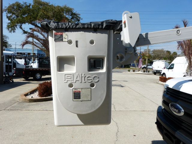 2017 Ford Super Duty F-450 DRW Cab-Chassis 6.8L V10 GAS*XL*2WD*DRW*REGULAR CAB*30FT. "ALTEC" AT200A BUCKET - 22990157 - 31