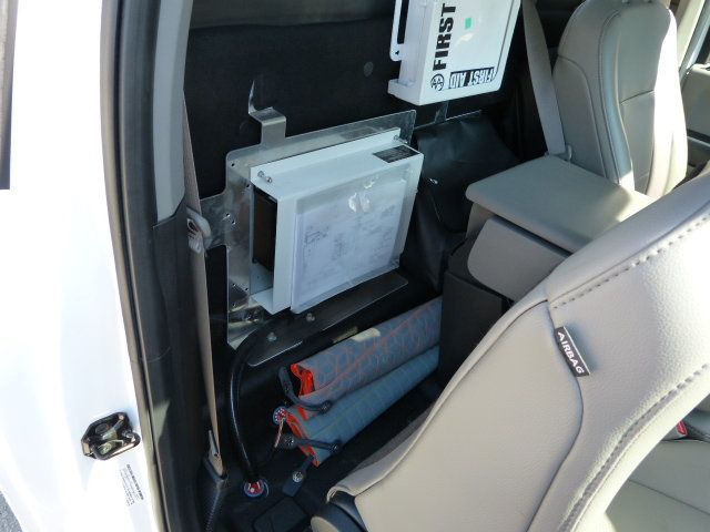 2017 Ford Super Duty F-450 DRW Cab-Chassis 6.8L V10 GAS*XL*2WD*DRW*REGULAR CAB*30FT. "ALTEC" AT200A BUCKET - 22990157 - 40