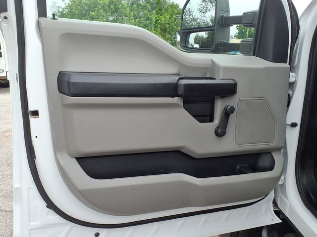 2017 Ford Super Duty F-550 DRW 11' Utility Truck w/Crane - 23091473 - 12