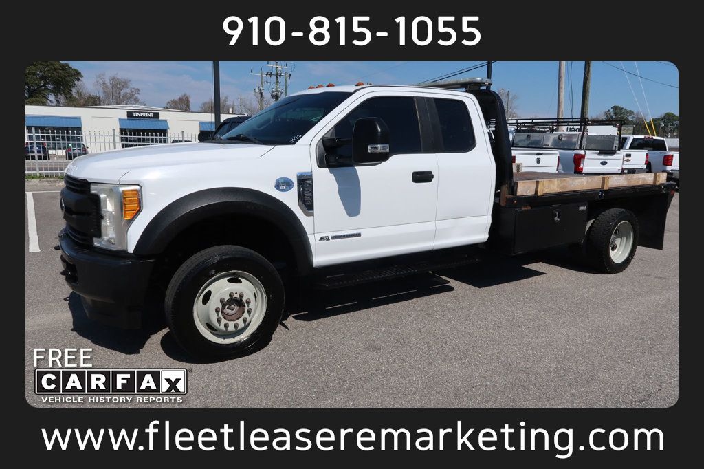 2017 Ford Super Duty F-550 DRW F550 Ext Cab Flatbed DRW - 22784803 - 0