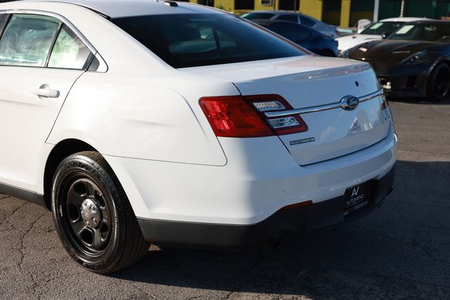2017 Ford Taurus Police Interceptor - 22995288 - 38