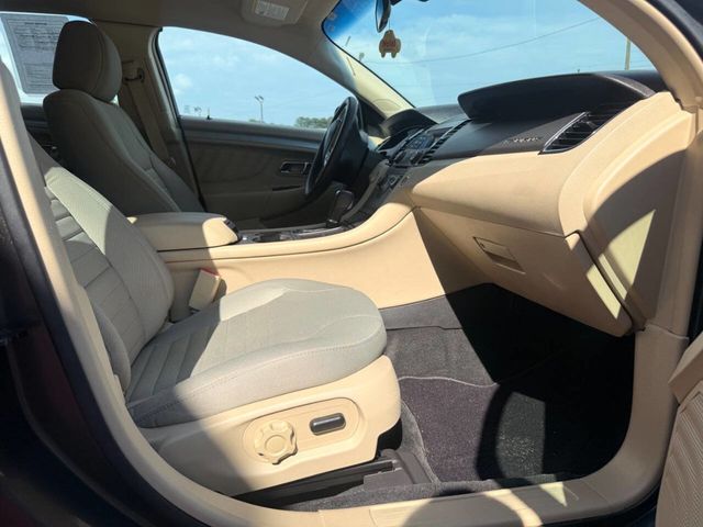 2017 Ford Taurus SE FWD - 23054081 - 10