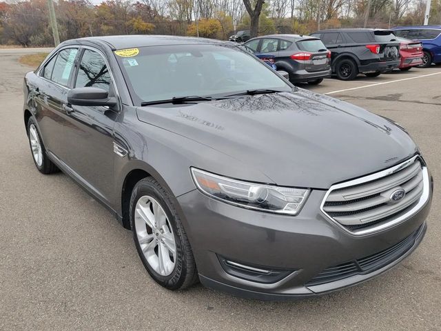 2017 Ford Taurus SEL Sedan 4D - 22953730 - 12