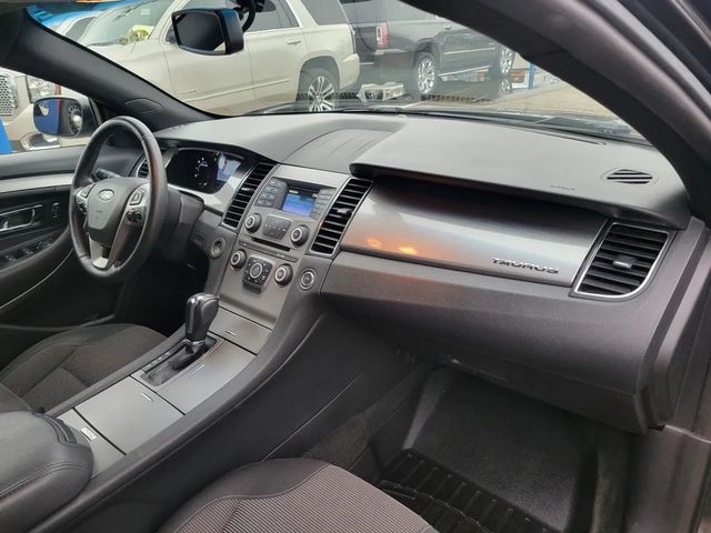 2017 Ford Taurus SEL Sedan 4D - 22953730 - 15