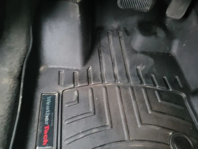 2017 Ford Taurus SEL Sedan 4D - 22953730 - 17