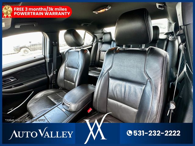 2017 Ford Taurus SEL Sedan 4D - 23025596 - 11