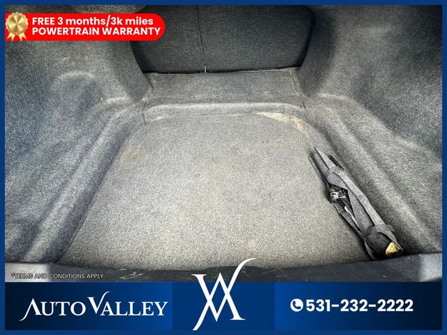 2017 Ford Taurus SEL Sedan 4D - 23025596 - 34