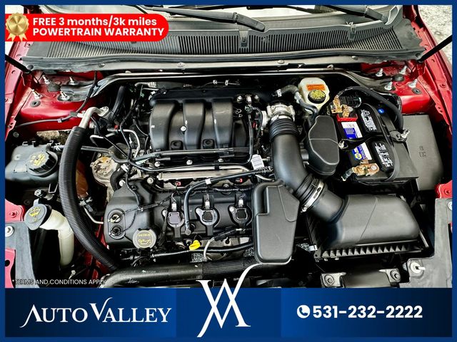 2017 Ford Taurus SEL Sedan 4D - 23025596 - 35