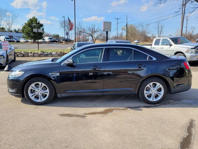2017 Ford Taurus SE Sedan 4D - 23012266 - 6