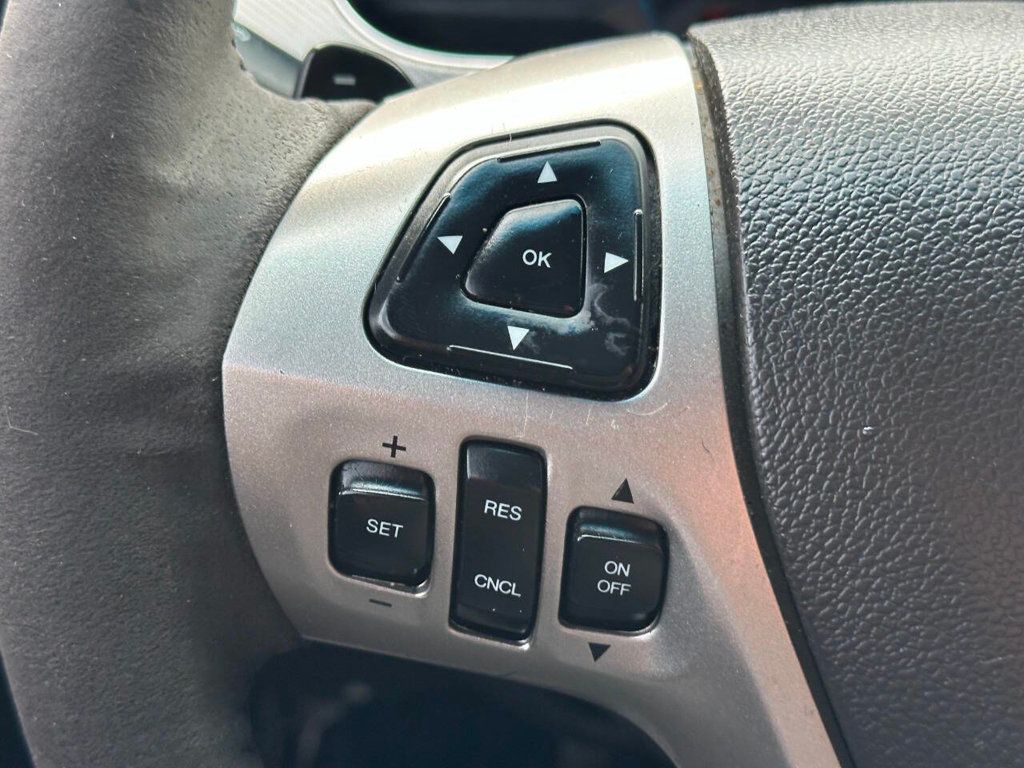 2017 Ford Taurus SHO AWD - 22899818 - 25