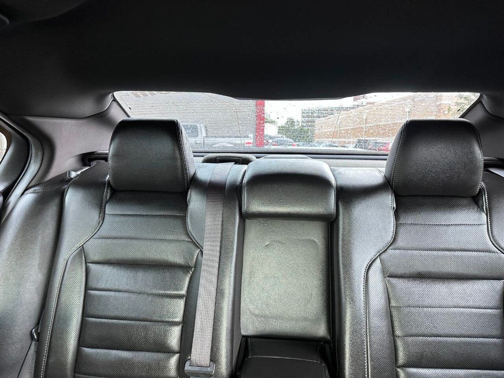 2017 Ford Taurus SHO AWD - 22899818 - 36