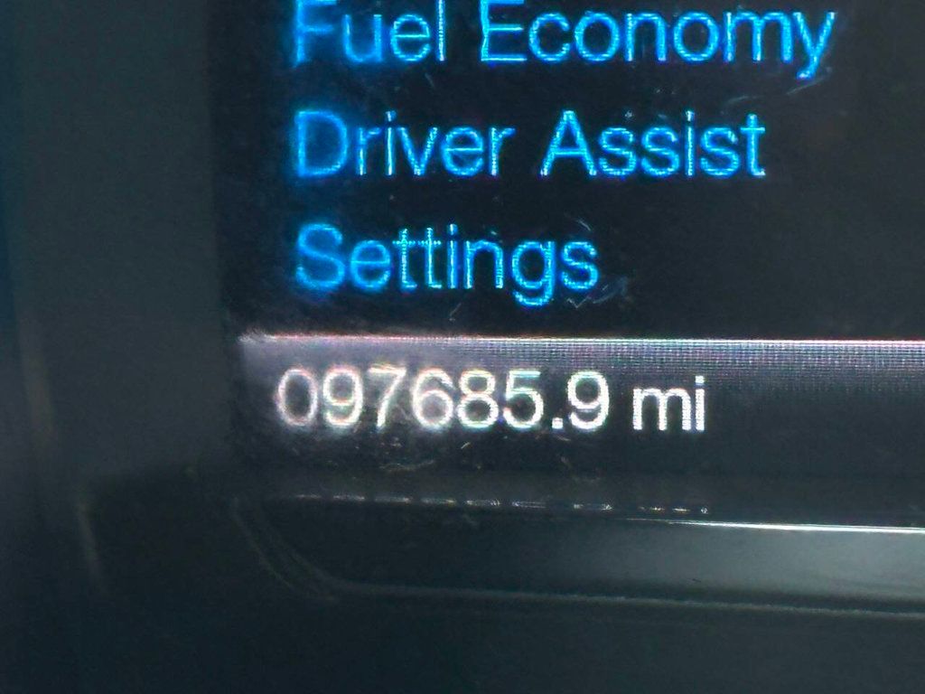 2017 Ford Taurus SHO AWD - 22899818 - 39