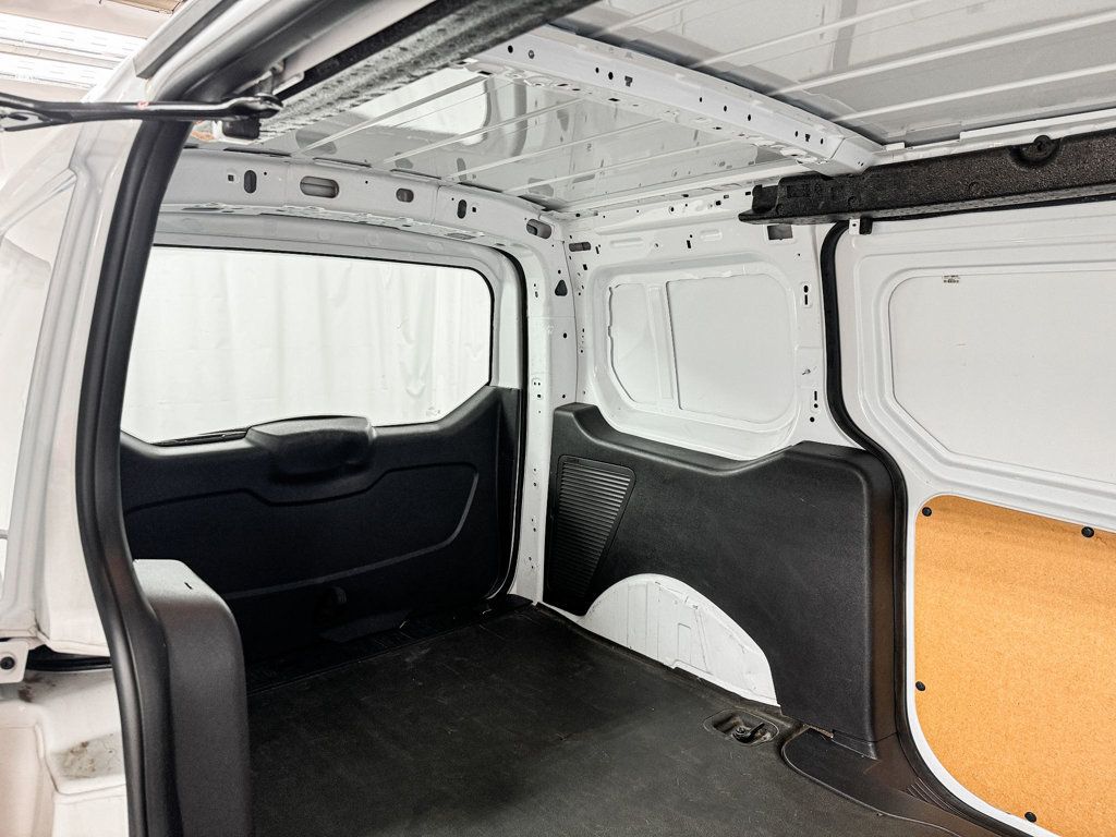 2017 Ford Transit XL Cargo Van photo 13