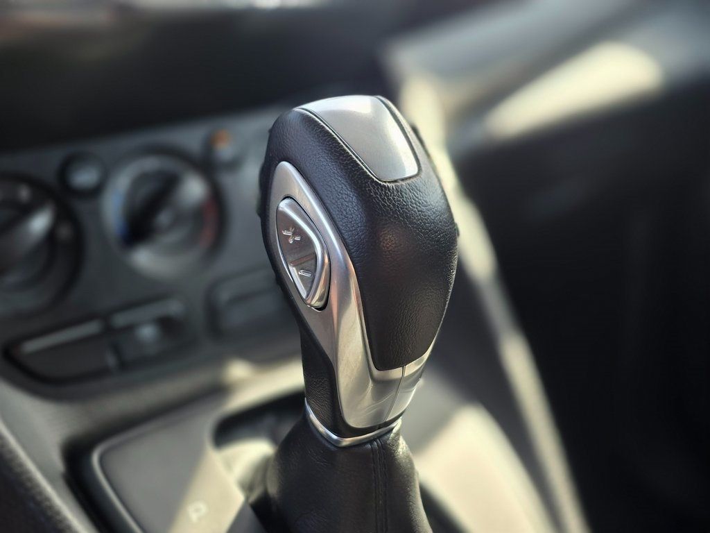 2017 Ford Transit Connect Van XL LWB w/Rear Symmetrical Doors - 22978680 - 27