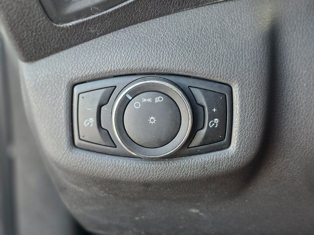 2017 Ford Transit Connect Van XL LWB w/Rear Symmetrical Doors - 22978680 - 36