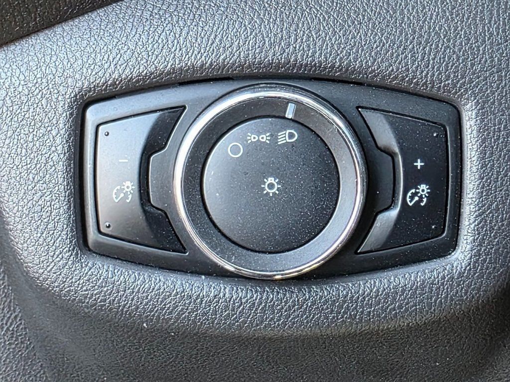 2017 Ford Transit Connect Van XL SWB w/Rear Symmetrical Doors - 22907334 - 33