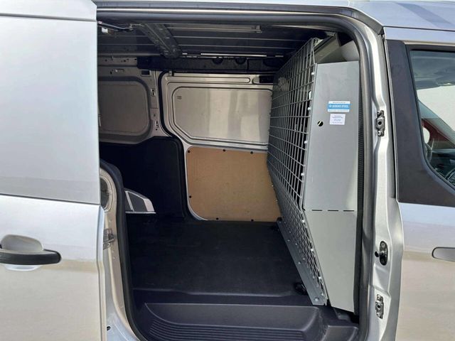 2017 Ford Transit Connect Van XLT LWB w/Rear Symmetrical Doors - 23034160 - 17