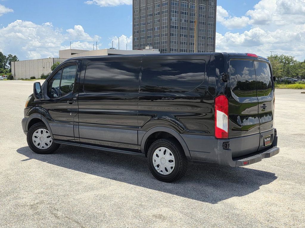 2017 Ford Transit Van photo 4