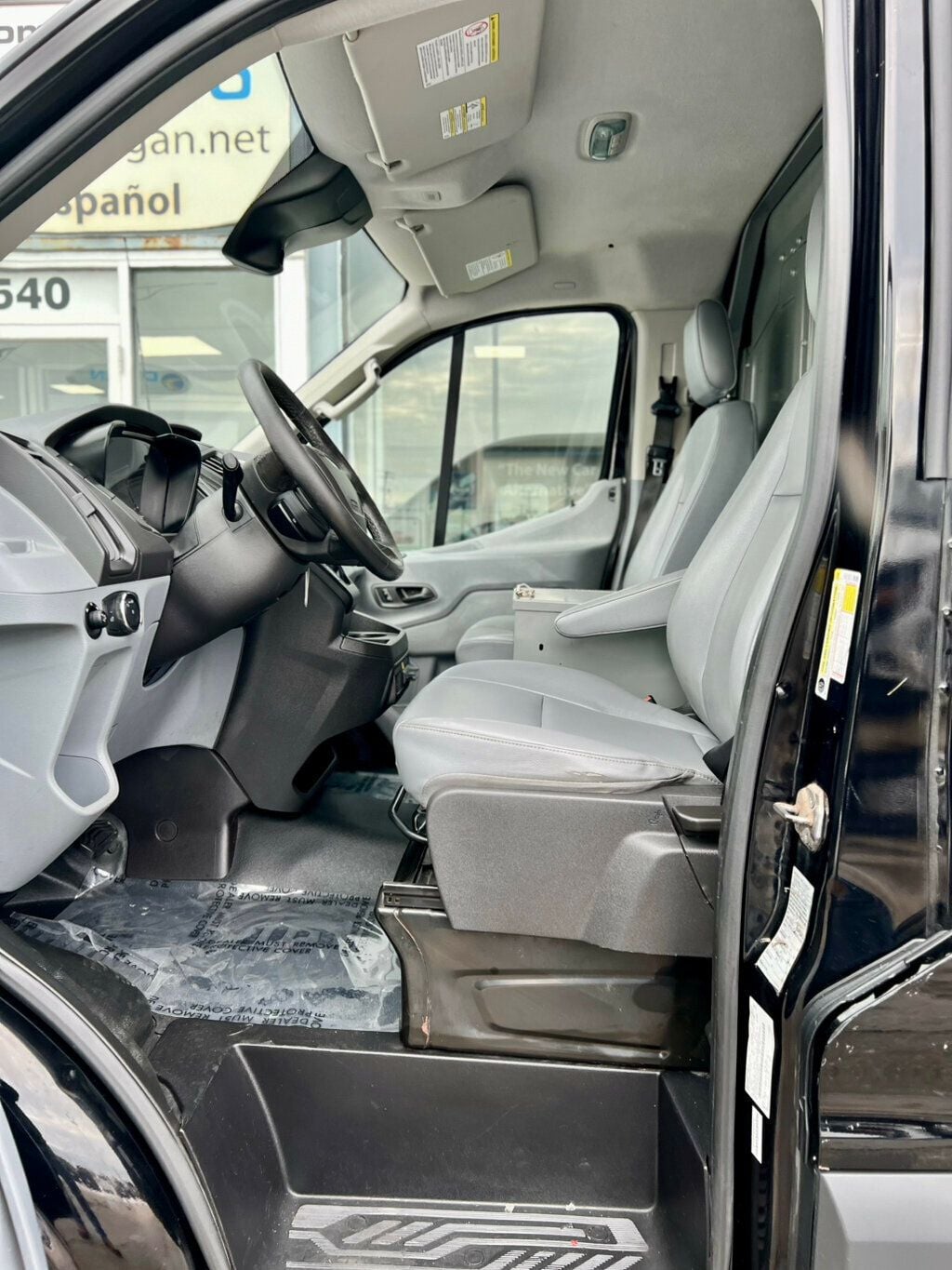 2017 Ford Transit Van T-150 130" Low Rf 8600 GVWR Sliding RH Dr - 22936367 - 12
