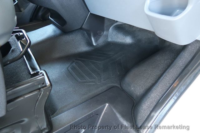 2017 Ford Transit Van T150 Low Roof Cargo Van 130" Ladder Rack - 22983326 - 22