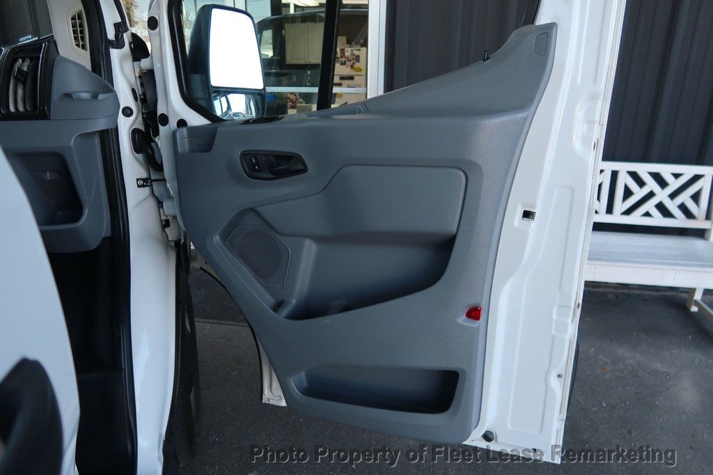 2017 Ford Transit Van T150 Low Roof Cargo Van 130" Ladder Rack - 22983326 - 23