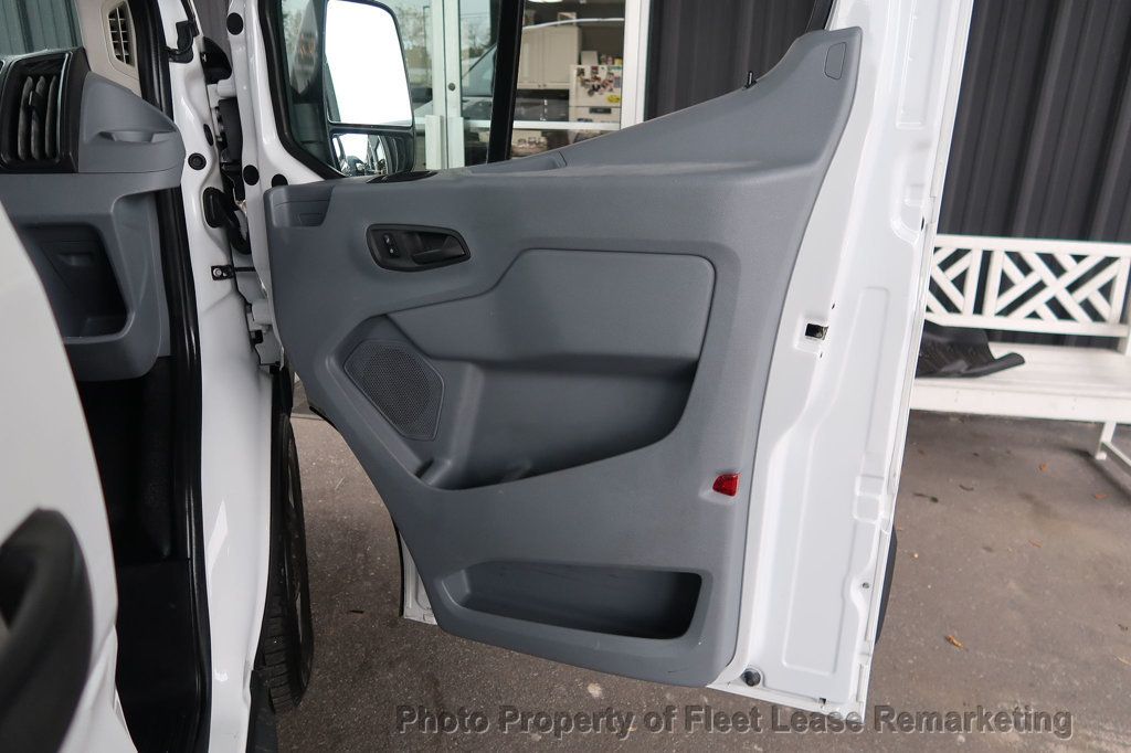 2017 Ford Transit Van T150 Vans Cargo - 22667808 - 23