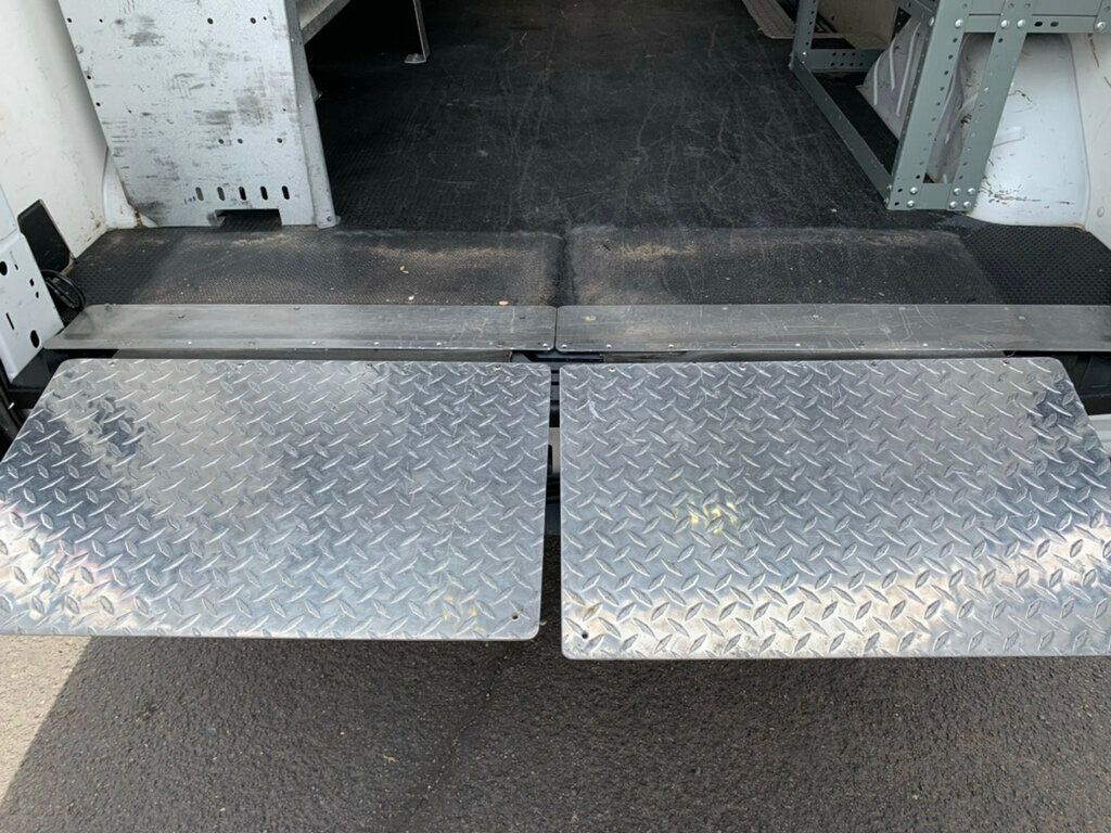 2017 Ford Transit Van T-250 130" Low Rf 9000 GVWR Sliding RH Dr - 23011603 - 7