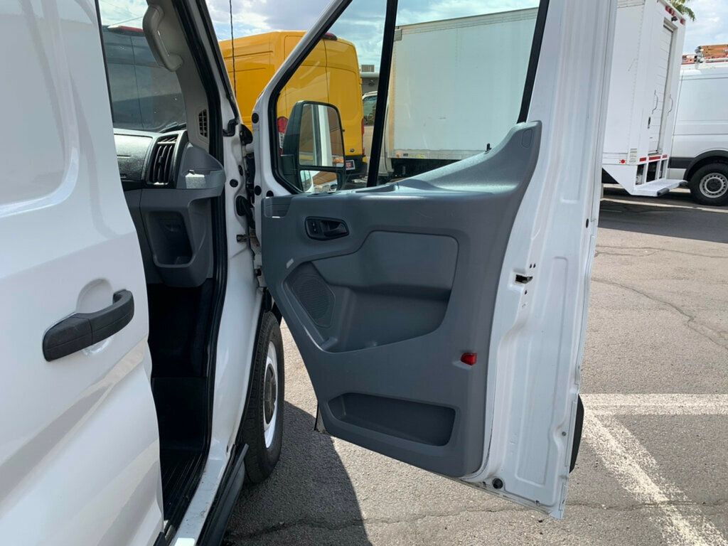 2017 Ford Transit Van photo 28