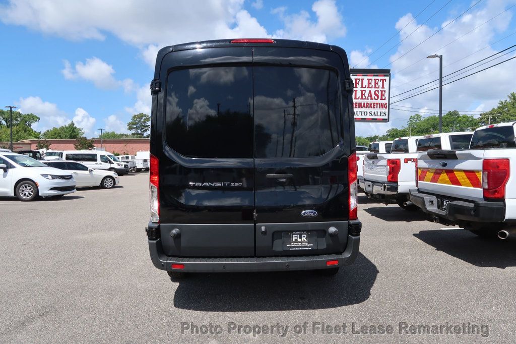 2017 Ford Transit Van Transit 250 Cargo 148" Medium Roof Van - 23032626 - 3